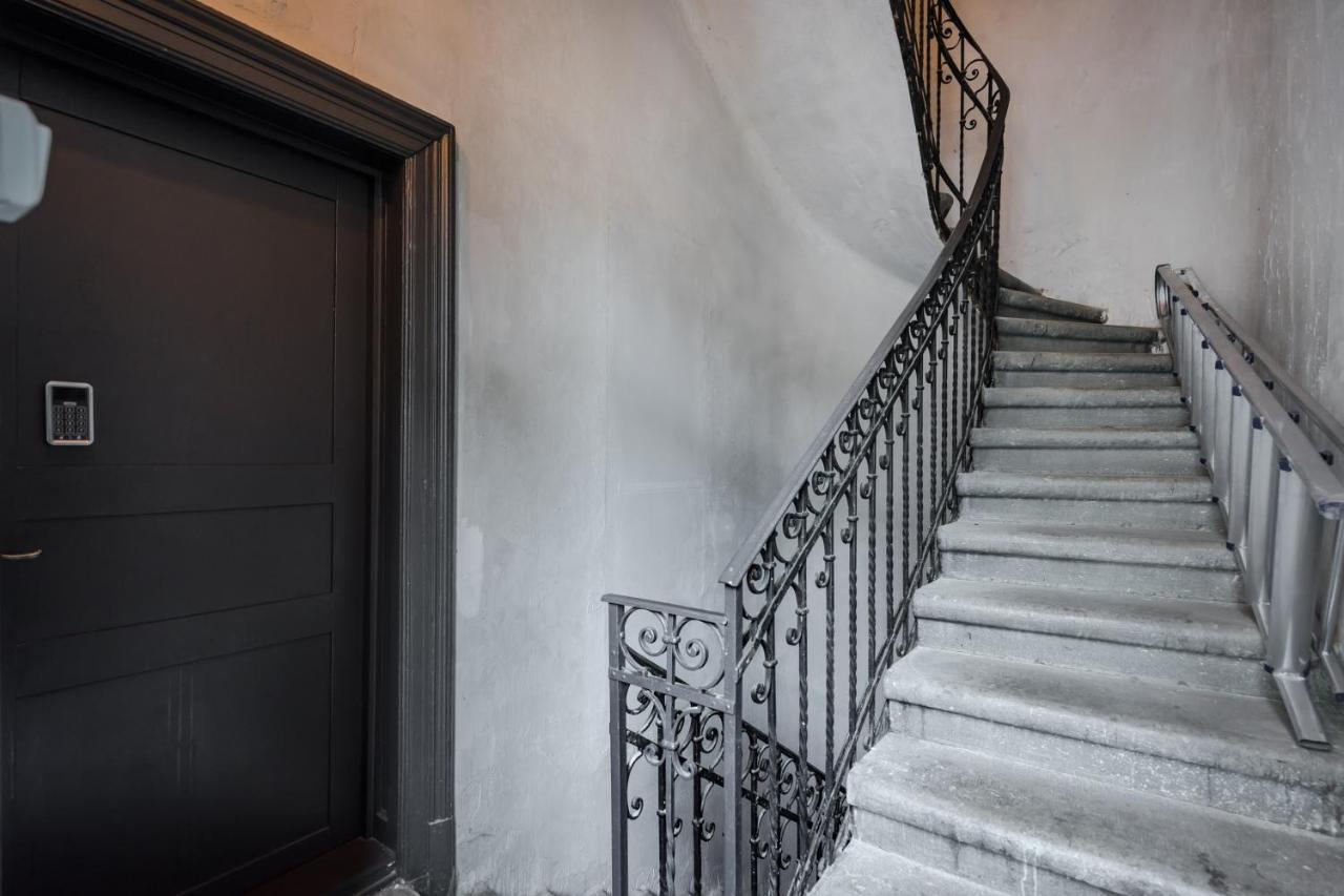 Bpr R20 Studio Home With A/C Budapest Bagian luar foto